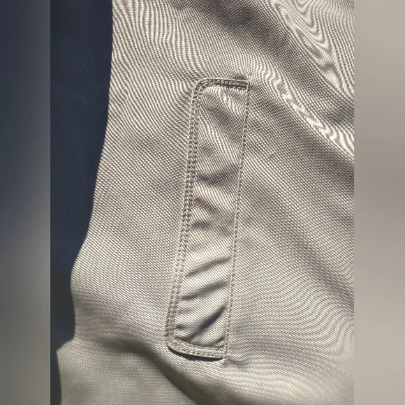 BCBGeneration Beige Double Breasted Jacket, Size Large, Fluttery Cuffs - Picture 13 of 15